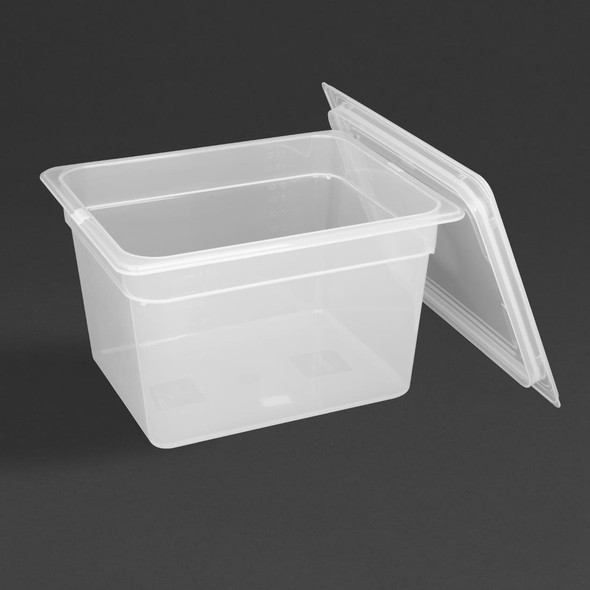 Vogue Polypropylene 1/2 Gastronorm Container with Lid 200mm (Pack of 4) GJ517