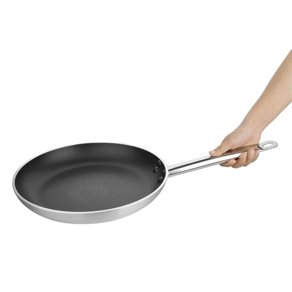 Vogue Non-stick Teflon Platinum Plus Aluminium Induction Frying Pan 320mm FB692