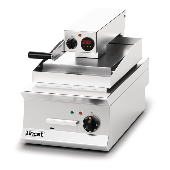 Lincat Opus 800 Ribbed Clam Griddle OE8211/R DM577