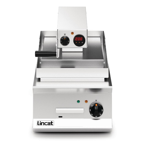 Lincat Opus 800 Ribbed Clam Griddle OE8211/R DM577