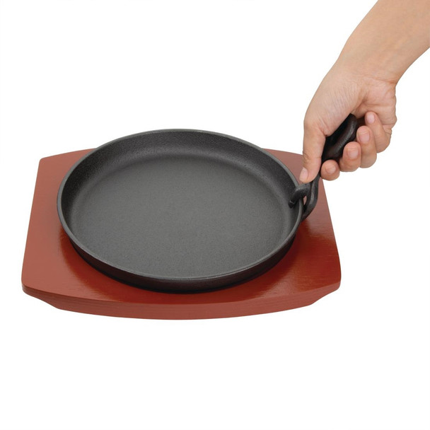 Olympia Cast Iron Round Sizzler with Wooden Stand CC311