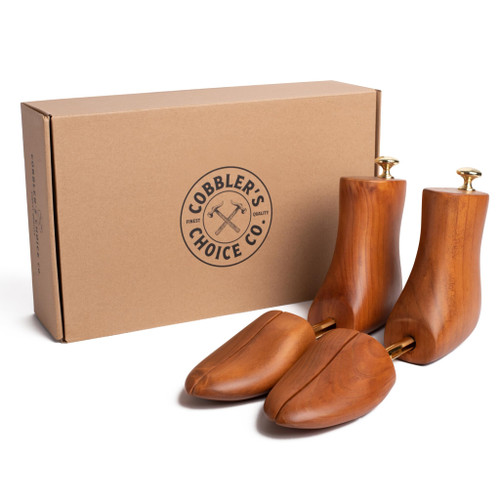 Cobbler's Choice Co. Finest Quality Men’s Boot Tree – Varnished Natural Wood, Timeless Design, Signature Finish, Brown - Medium