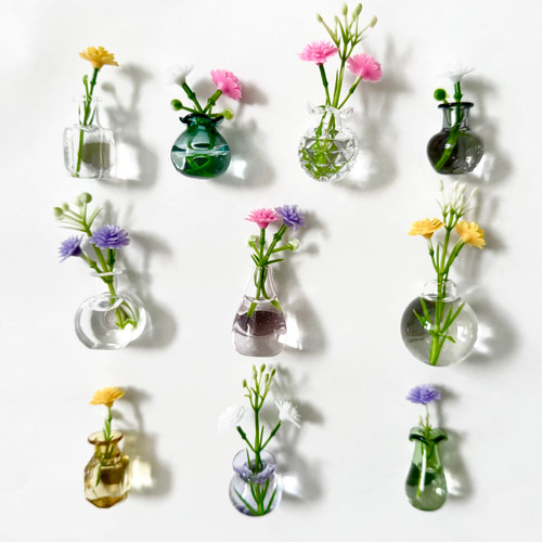 Cute Mini Vase Magnets for Fridge, Tiny Magnetic Glass Vases Refrigerator Accessories, Pot Magnet for Real Flowers, Funny Aesthetic Plant Pot Locker Office Kitchen Decoration, Small Magnet Bud Plant