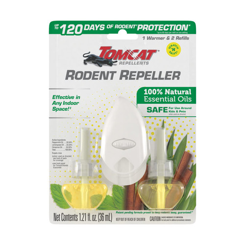 Tomcat Repellents Rodent Repeller, Natural Essential Oil Plug-In, 1 Warmer and 2 Refills