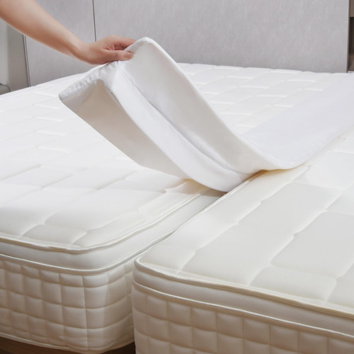 Vekkia 80" x 10" Twin XL/Twin to King Converter with Internal PE Support Sheet & High-Density Foam, Split King Gap Filler for Adjustable Bed, Guest Room, Vacation Rentals, Hotel, Washable Cover