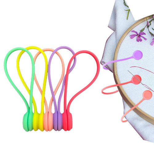 5 Pieces Magnetic Fabric Clips for Cross Stitch Needle Minder Holder Keeper Silicone 5 Pieces Magnetic Fabric Clips for Cross Stitch Needle Minder Holder Keeper Silicone