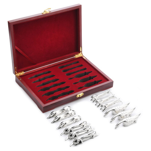 Silver Knife Rest Set ‘Animali d’Europa’ Cutlery Rest Set with Dark Wood Gift Box (Set of 12 Silverware Rests) Silver Knife Rest Set ‘Animali d’Europa’ Cutlery Rest Set with Dark Wood Gift Box (Set of 12 Silverware Rests)