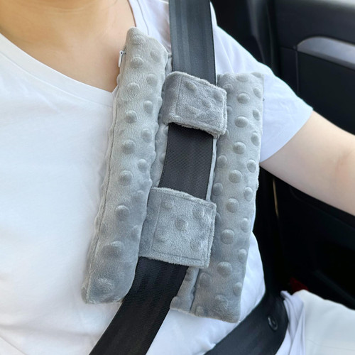 BNRendles Chemo Port Pillows for Patients Seatbelt, Chemo Port Protector Pacemaker Seat Belt Cushion, Chemotherapy Must Haves Chemo Gifts Men Women Cancer, Minky Dot Gray