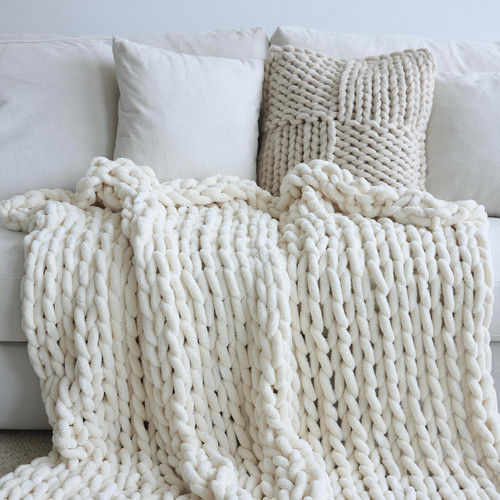 Maetoow Chenille Chunky Knit Blanket Throw （40×50 Inch）, Handmade Warm & Cozy Blanket Couch, Bed, Home Decor, Soft Breathable Fleece Banket, Christmas Thick and Giant Yarn Throws, Cream-1765341708