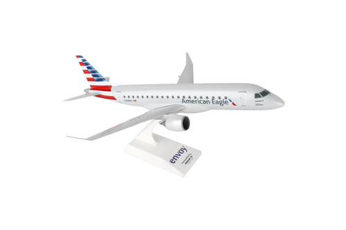 Skymarks Daron American Envoy E175 1/100 (SKR902)