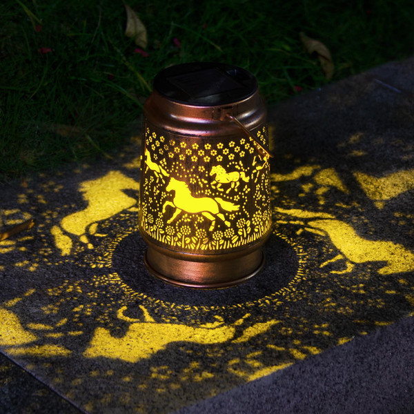 Christmas Gifts Horse Solar Lanterns Gifts for Women Mom Grandma Horse Lovers Birthday Outdoor Metal Decorative Lanterns for Yard Patio Lawn Solar Garden Christmas Decor