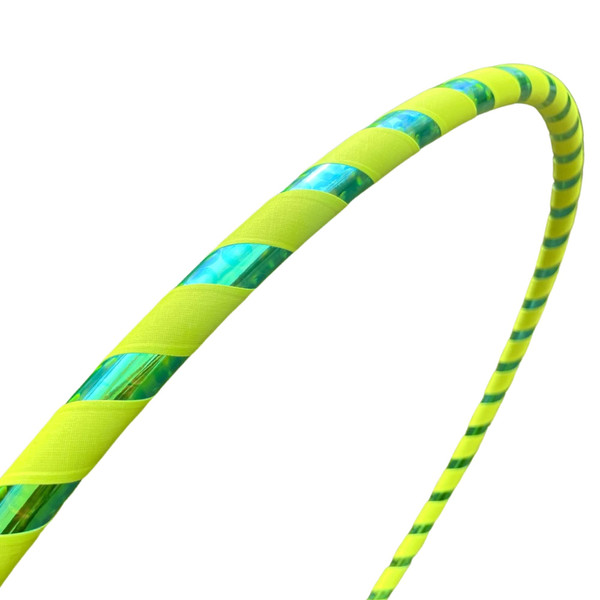 SpinMajik Kids Hula Hoop | Lime Green Gecko, Medium (32") | Lighter Weight Yet Sturdy