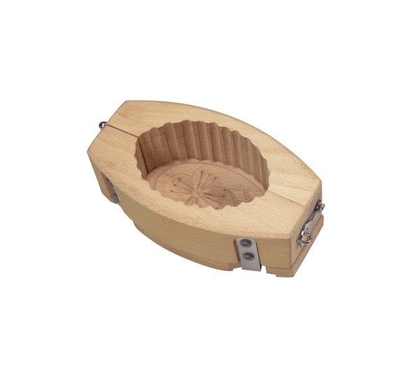 Fluted butter mould - beech - oval with flower decoration - 80 g