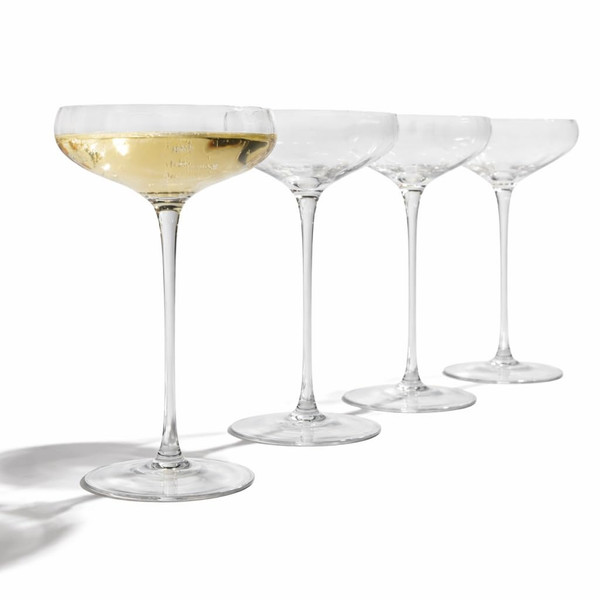 Rounded Cocktail Coupe Glasses – Set of 4 Elegant 8oz Bar Glasses for Gin & Tonic, Cosmopolitan, Manhattan & Mocktails – Sisterly Drinkware for Mixology & Entertaining