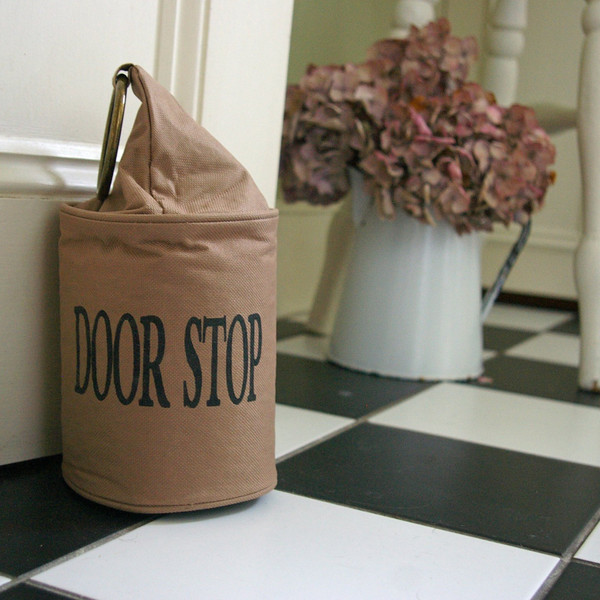 Esschert Design USA LH118 Fabric Doorstop with Ring, Brown