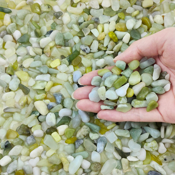 FANTIAN 2 lbs Jade Rocks for Plant Indoor, 3/8 inch Pebbles for Plants