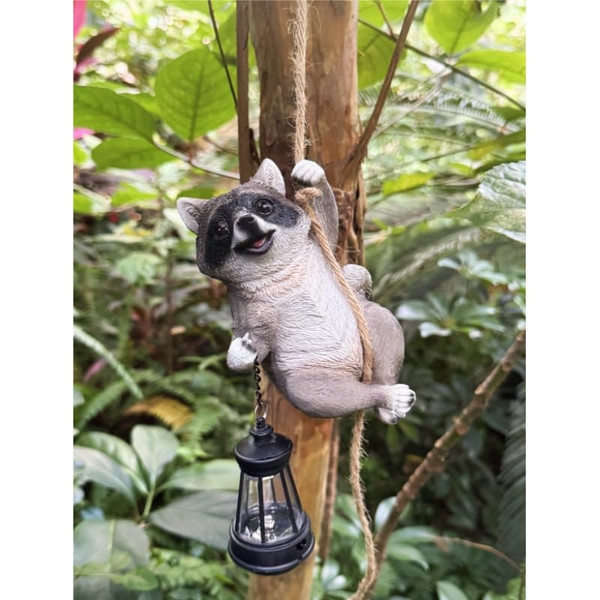 Raccoon Garden Decor Outdoor Statues Resin Climbing Twine with LED Light Waterproof Hanging Animal Figurine for Garden Wall Balcony Tree Decoration Gift