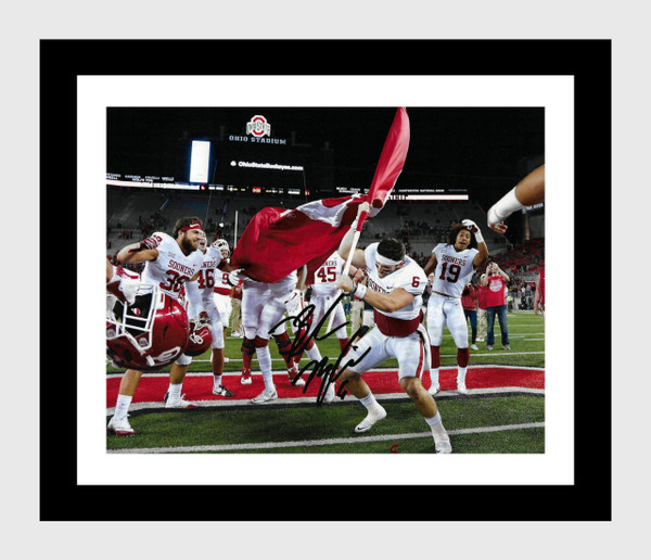 Generic Framed Baker Mayfield - Planting the Oklahoma Flag - Autograph Promo Print (Black, 16x20)