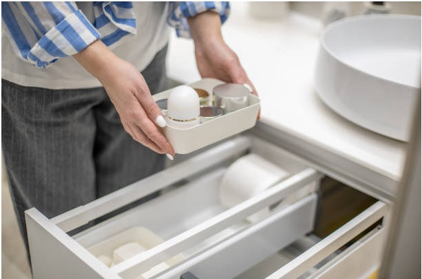 Valiosos consejos de una tienda de productos de belleza sobre cómo almacenar productos cosméticos de manera segura