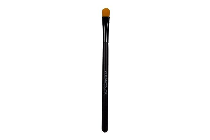 CONCEALER BRUSH