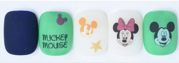 CALCOMANIA PARA LAS UÑAS DE CARA DE MICKEY Y MINNIE
