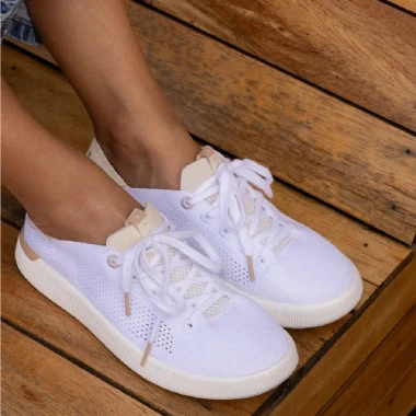 White/Vintage