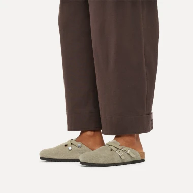 Taupe