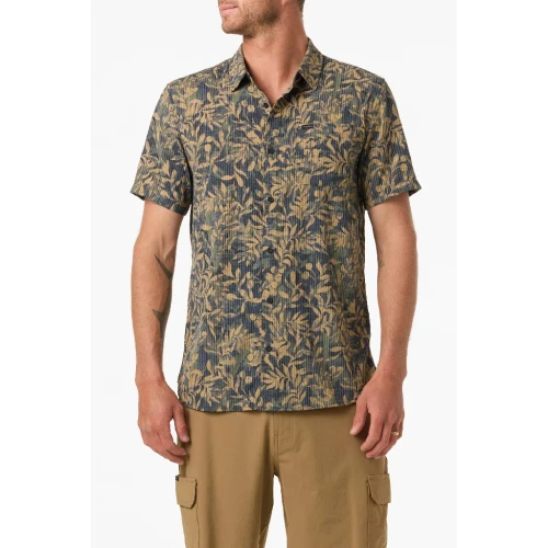 Men's Tops | Patagonia & Kuhl | Escape Outdoors