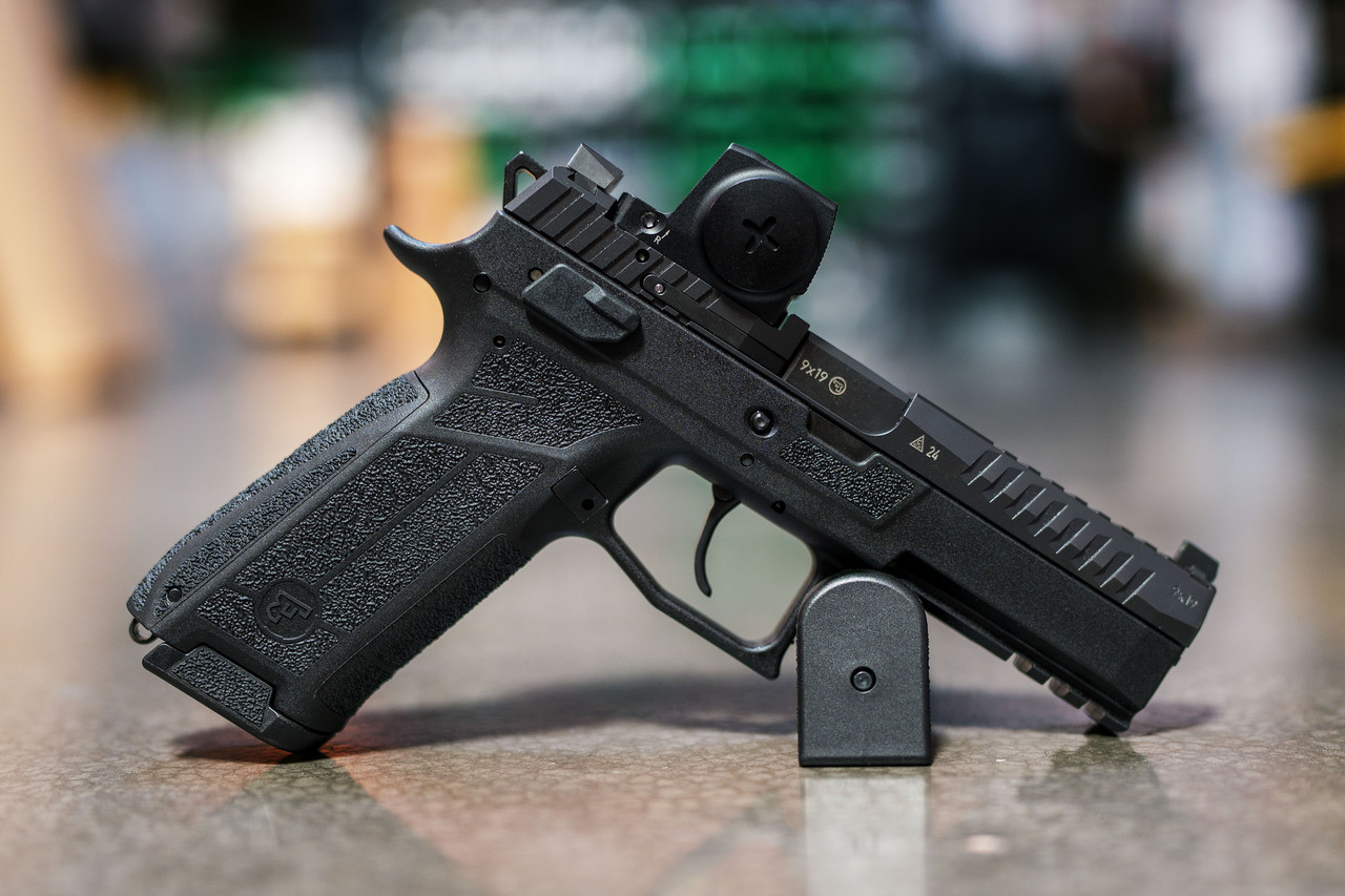 CZ P-09 Nocturne