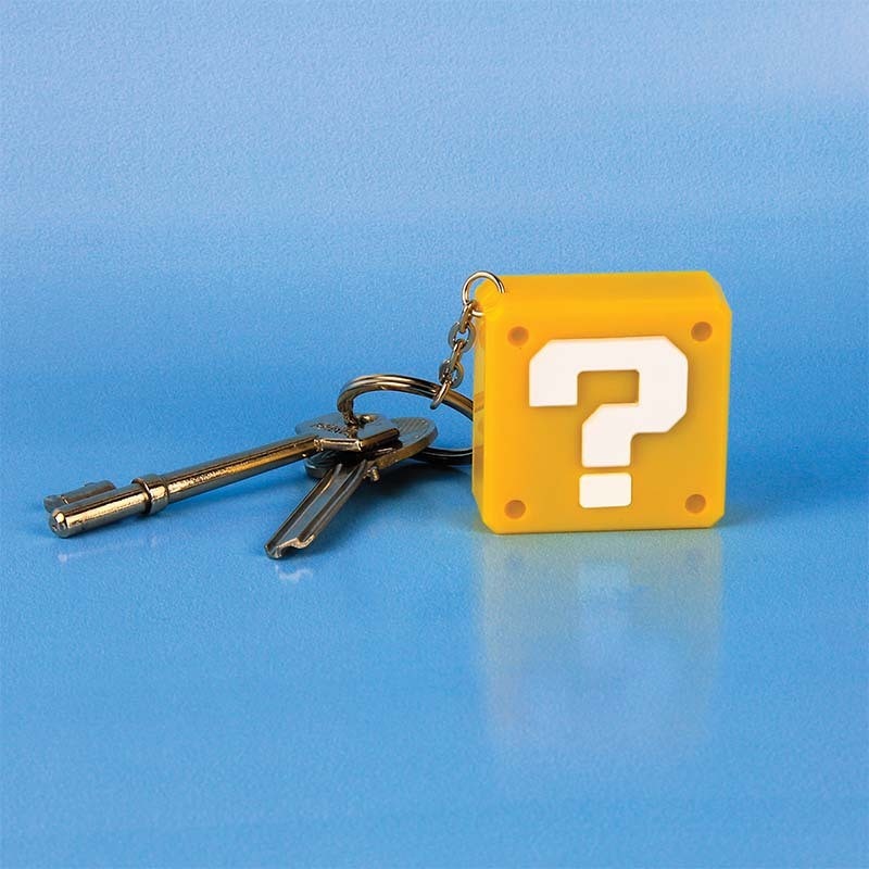 super-mario-question-block-keyring-light-vagabond-games-collectables