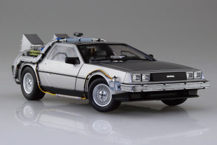 Aoshima 1/24 Back To The Future Time Machine