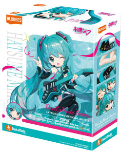 Blokee: Hatsune Miku - Hatsune Miku (Serendipity Edition) Model Kit