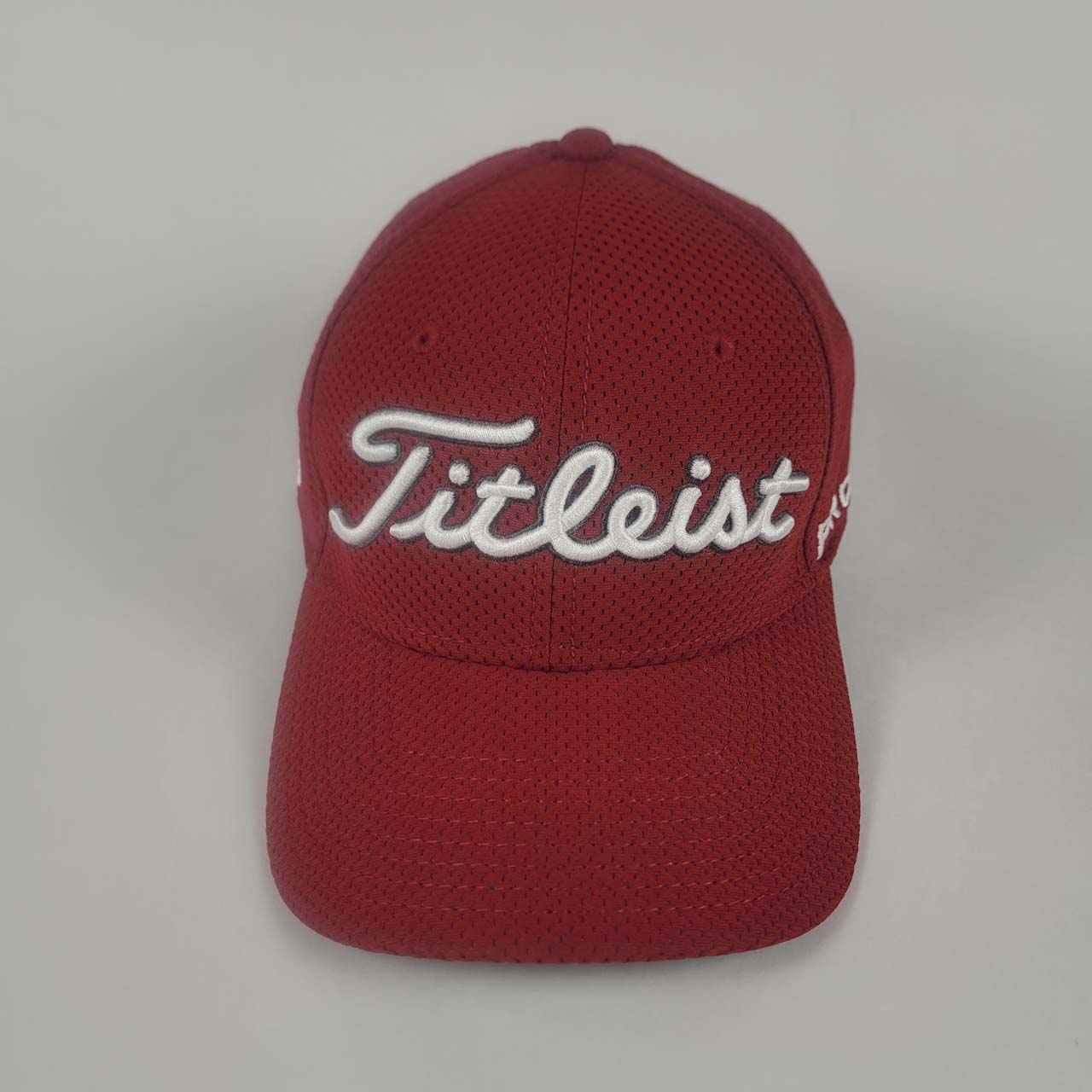 titleist golf cap pro v1