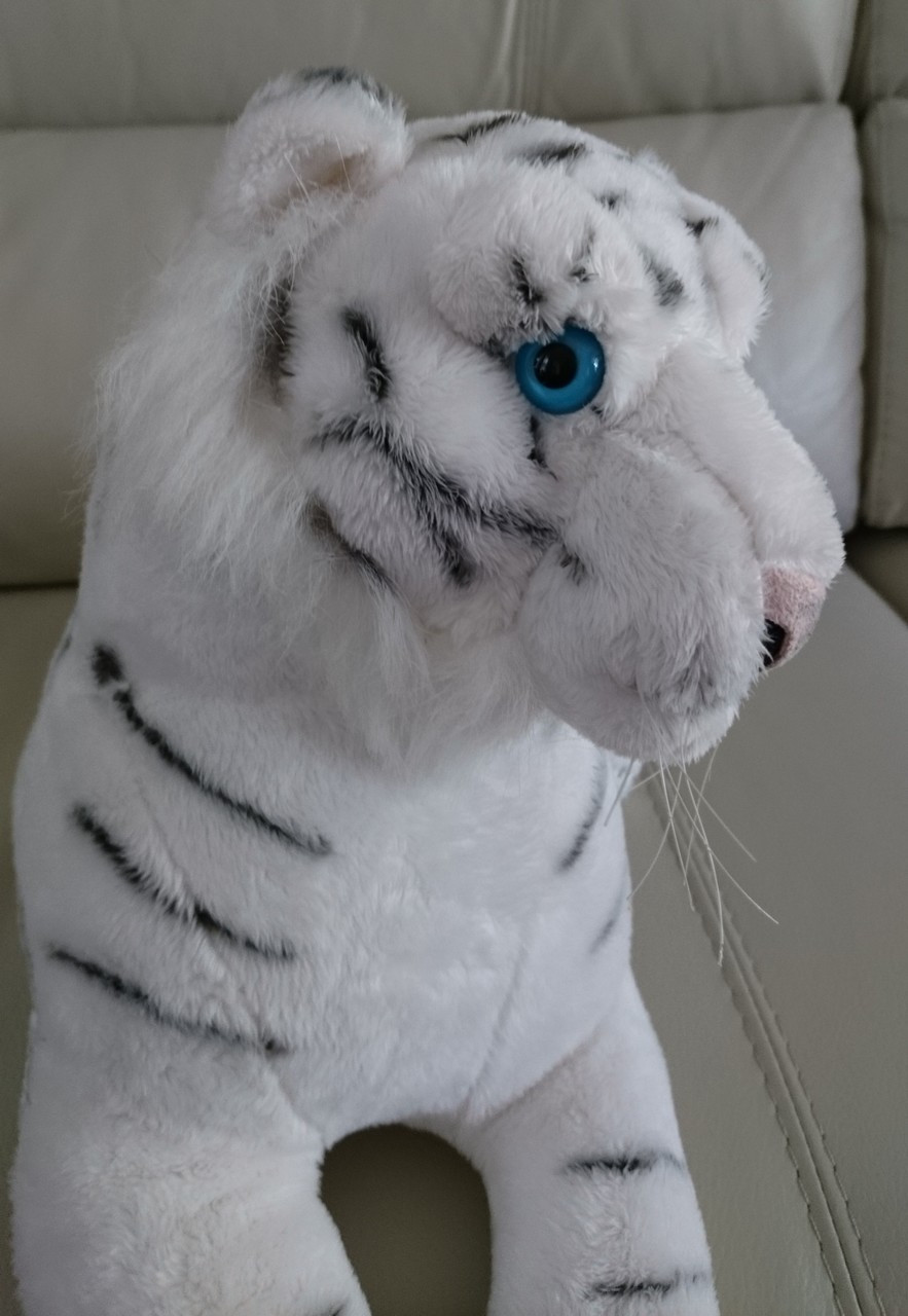 Tiger - Stuffed Animal White Siberian Tiger with Tags - Ringling Bros ...