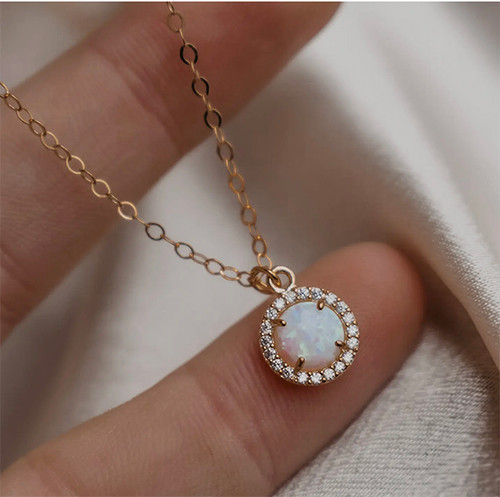 Prim Opal Necklace