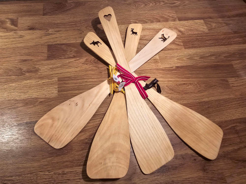 Stekspade i oljad björk