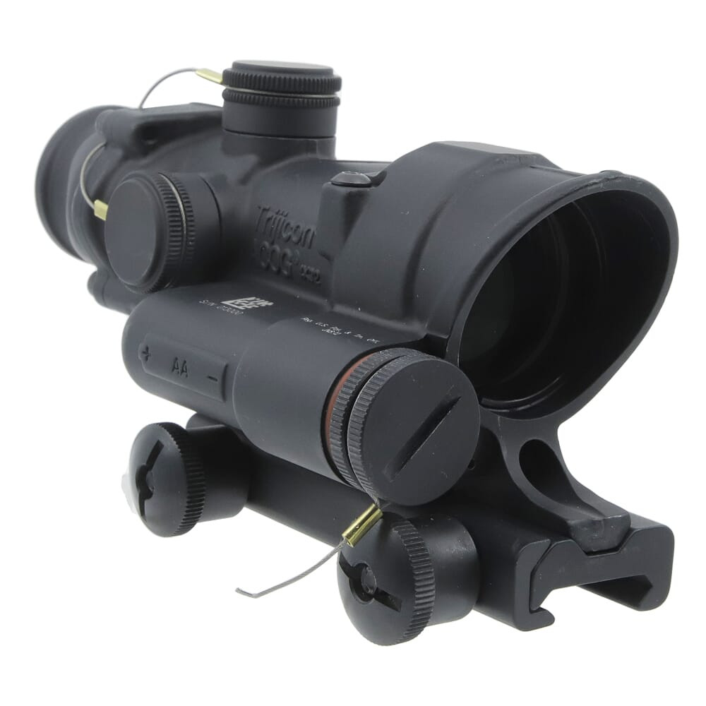 Trijicon USED ACOG 4x32 Red Crosshair .223/5.56 BDC LED Riflescope w/TA51 Thumbscrew Mount TA02-100190 Demo As New But Battery Cap Lanyard Is Broken UA3004