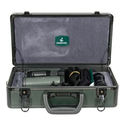 Swarovski EL 10x32 with 2x doubler and hard carrying case. Very nice condition. UA1038