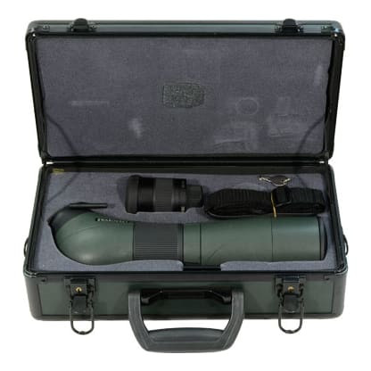 Swarovski 65 ATS spotting scope with 20 x 60 eyepiece. Includes hard case and lens covers. UA921 - USED/MISC