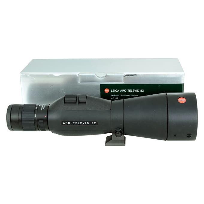 Leica APO Televid Straight 82mm Spotting Scope Body with 25-50x eyepiece. In excellent condition. Comes with lens cover, eyepiece case and - 