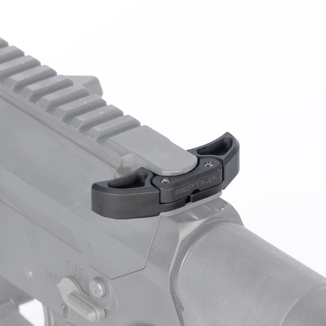 Reptilia Puller FDE AR10 Charging Handle 100-315 - Reptilia