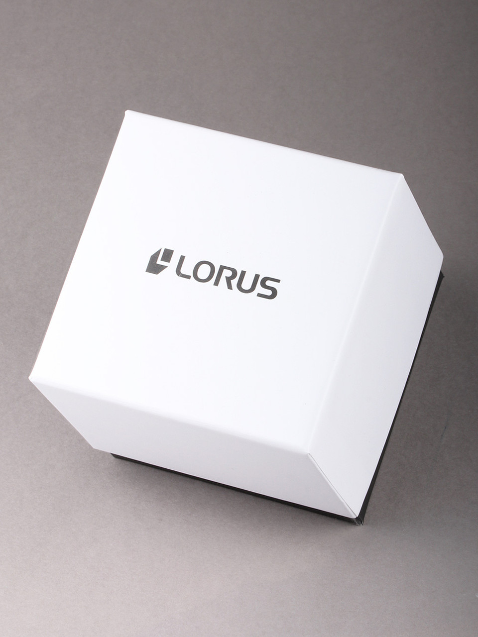 Lorus RM325HX9 sport Men's 44mm 10ATM - owlica | Genuine Watches