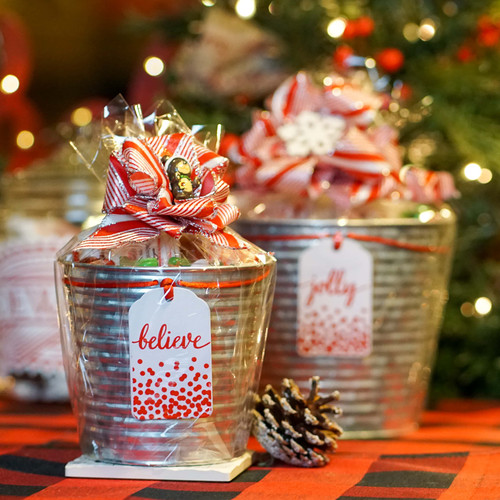 Christmas - Galvanized Tin