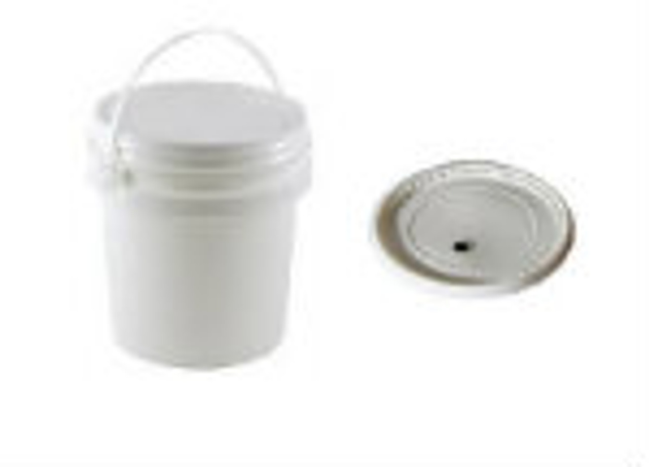 6.5 Gallon Plastic Bucket Food Grade with Lid