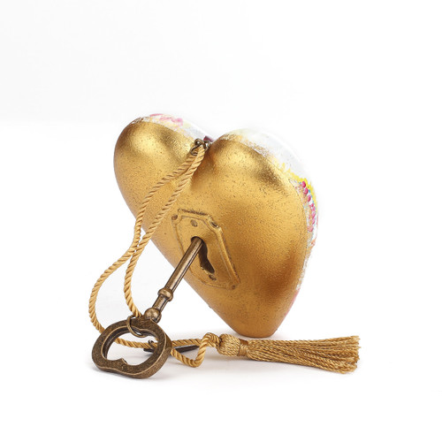 Back view of gold heart pendant with lock and key