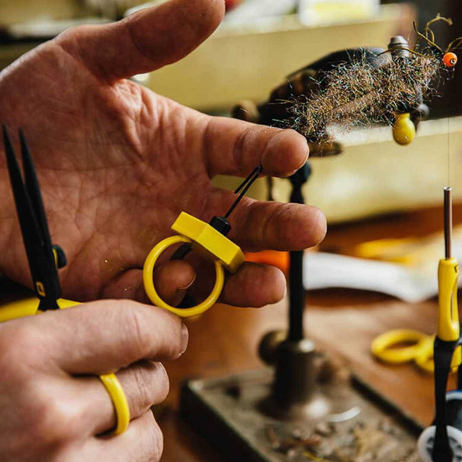 Loon Gator Grip Dubbing Spinner Yellow New Loon 20.99 Fly Tying World Tools