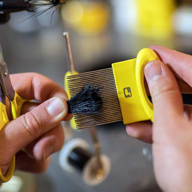 Loon Ergo Underfur Comb Yellow New Loon 19.99 Fly Tying World Everything Fly Tying