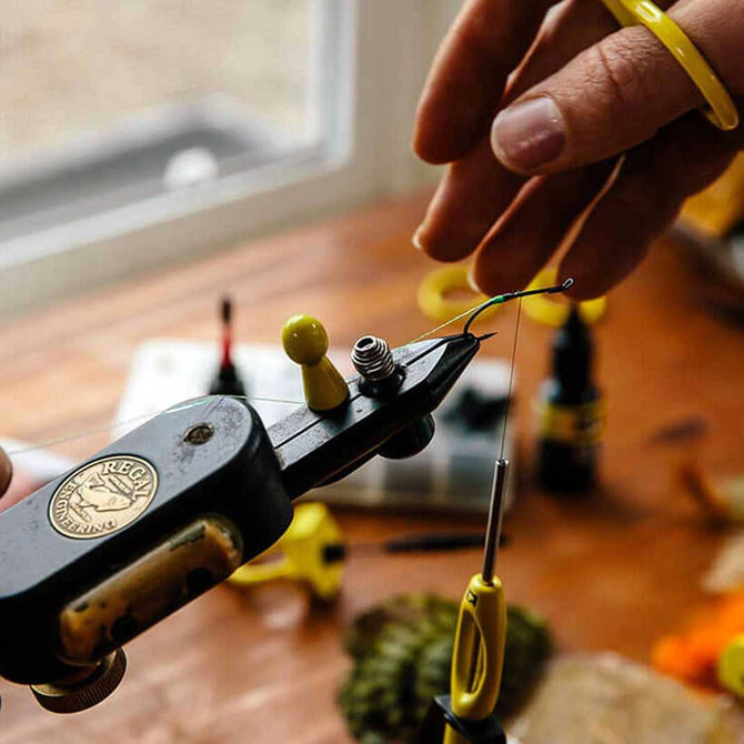 Loon Vise Pawn black New Loon 10.99 Fly Tying World Everything Fly Tying