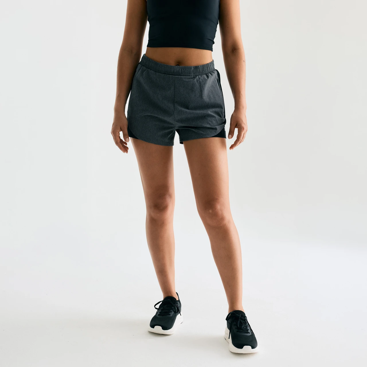 Momentum Active Short, women's Black/Black Heather shorts, front view