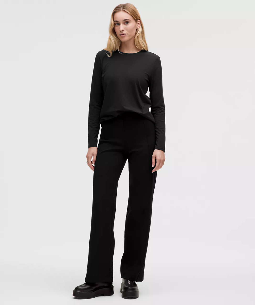 Accelerate Tank Black uwomen